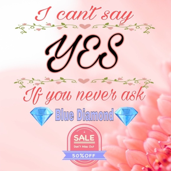 VS Velvet Petals Gel Body Wash With Unconditional Lip Gloss And Sleep Mask - Picture 5 of 5